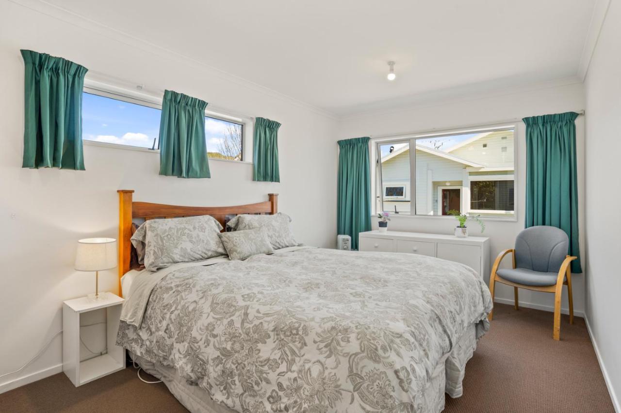 Karori Kabin - Karori Holiday Home ウェリントン エクステリア 写真
