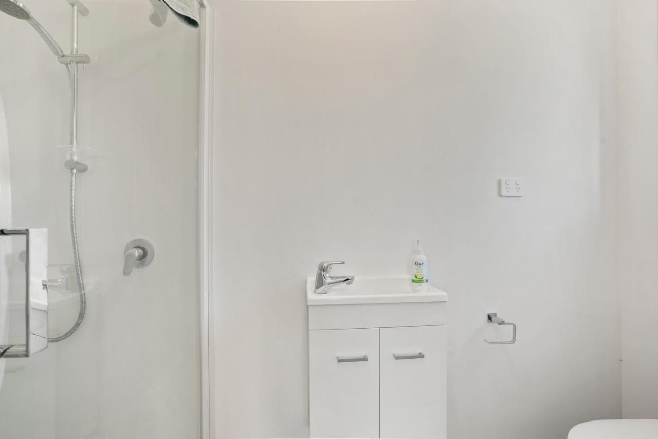 Karori Kabin - Karori Holiday Home ウェリントン エクステリア 写真